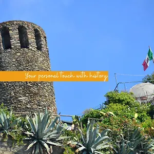 Apartment Muin A Ventu Historical Tower, Vernazza